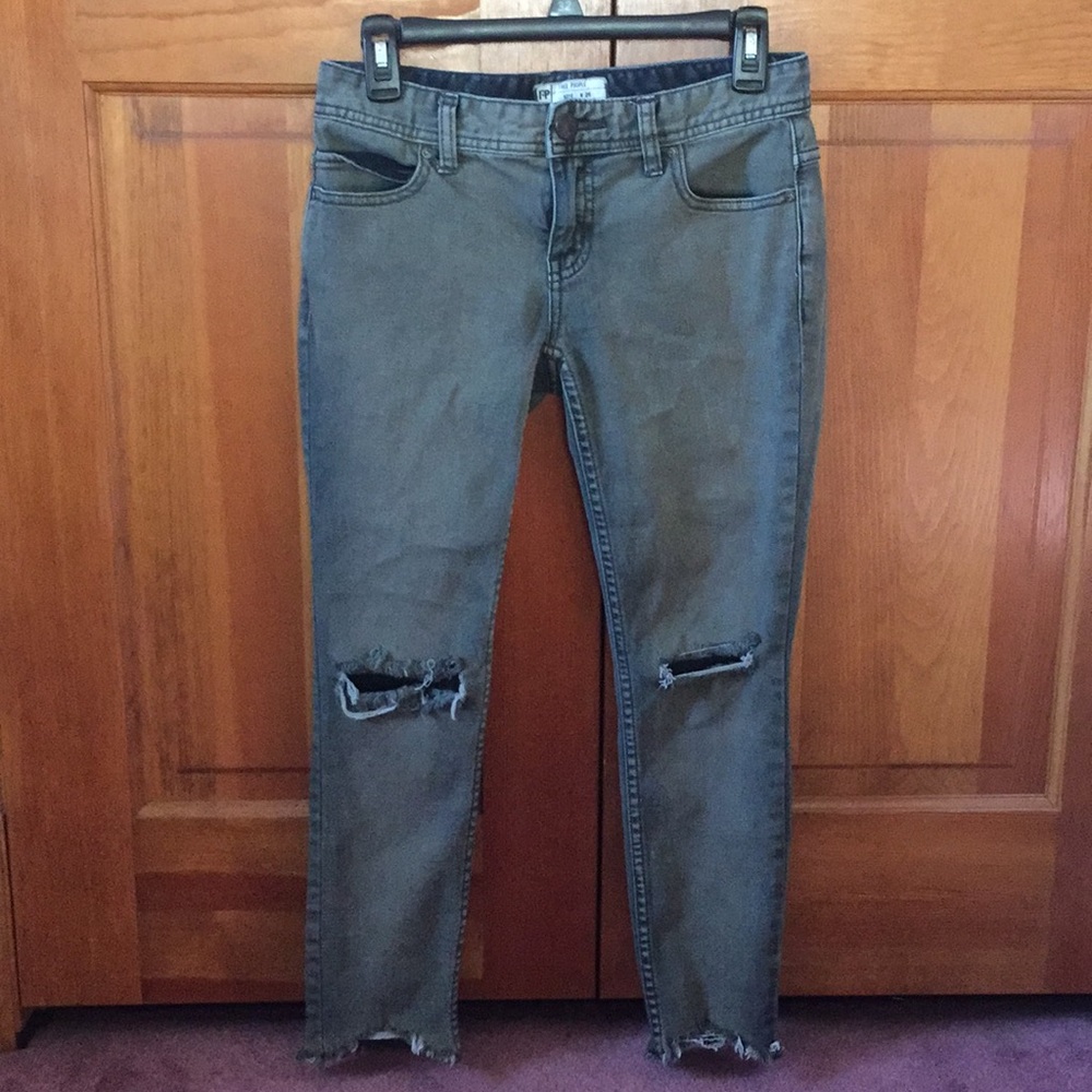 Free People Distressed Jeans